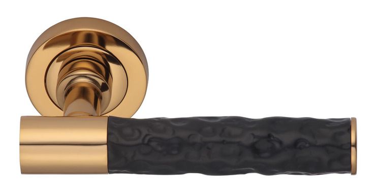 Dverová kľučka Nova s čiernou rukoväťou v prevedení zlatá farba