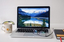 Lenovo předehnalo Apple a je jedničkou v počítačích včetně tabletů Lenovo předehnalo Apple a je jedničkou v počítačích včetně tabletů